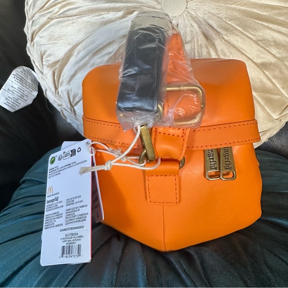 McDonald’s Halloween Bucket Glow in the Dark Loungefly Crossbody Bag: BNWT - Picture 8 of 14